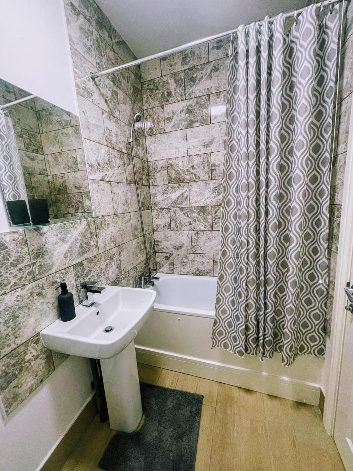 Bay Wind Apartment Моркамб Екстериор снимка